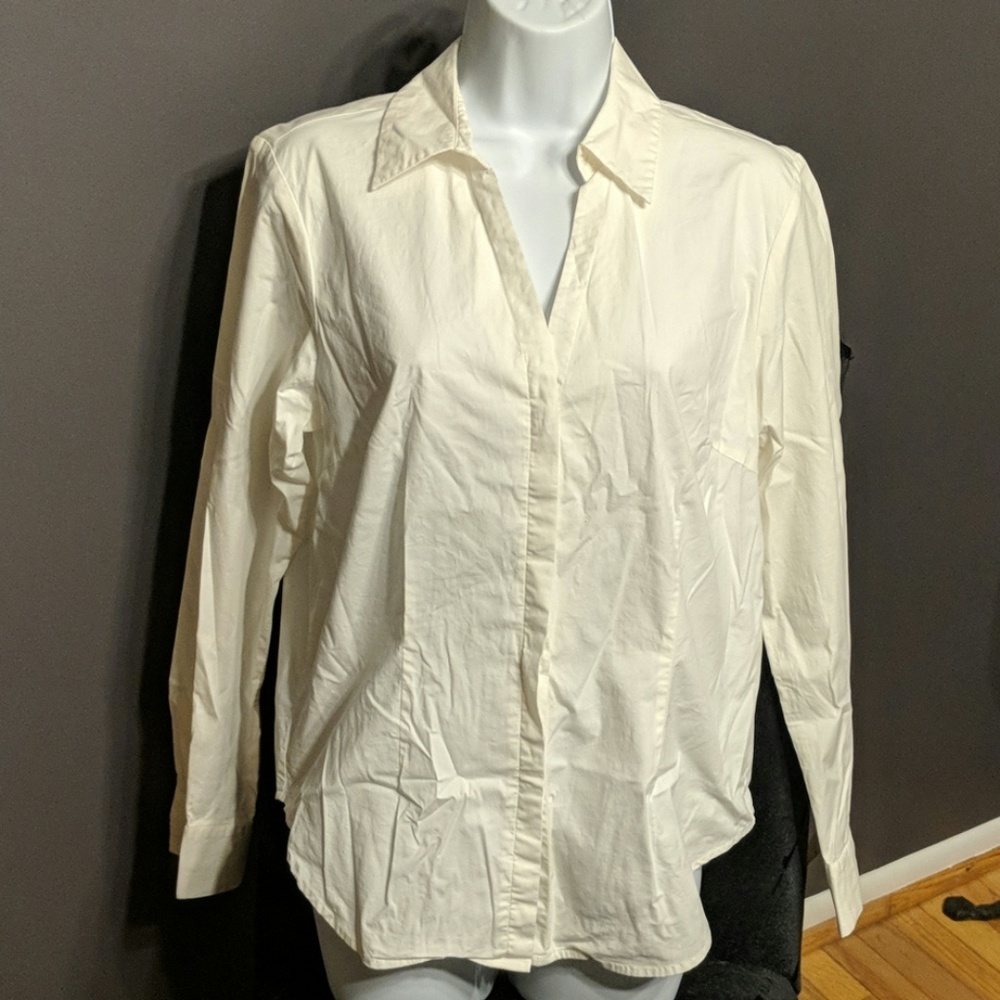 Coldwater Creek white button up shirt sz M